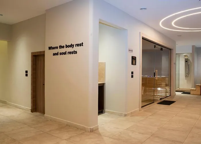 Tk Royal Hotel 3*