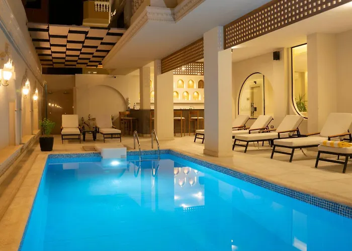Tk Royal Hotel 3*